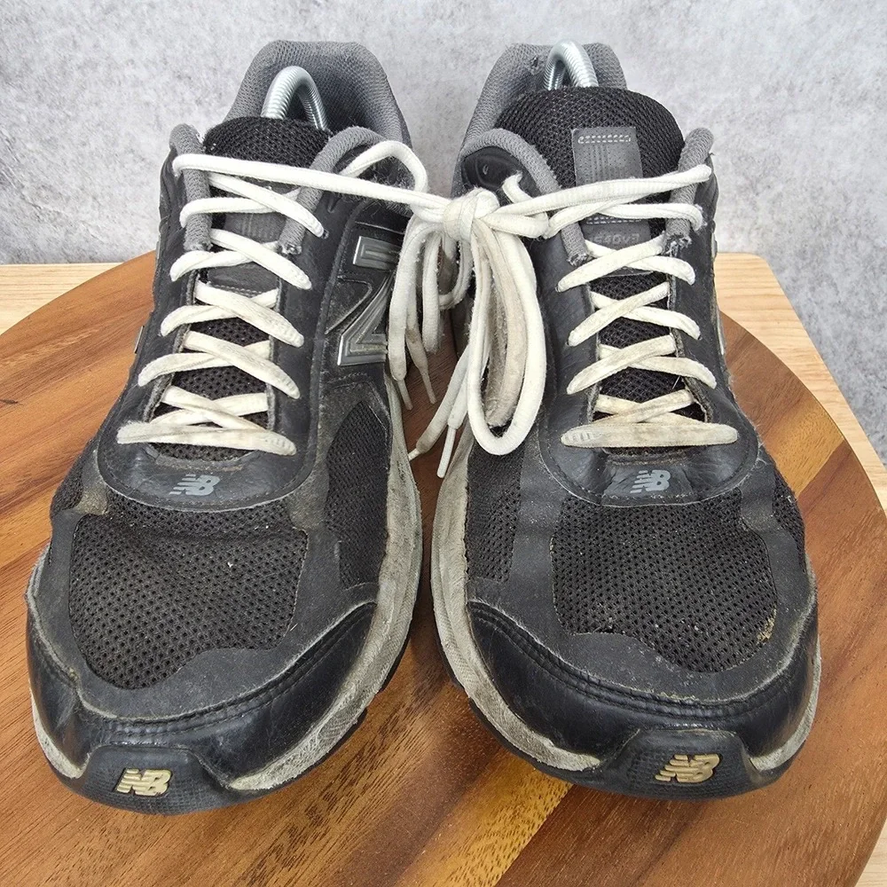 New Balance 1540v3 Running Shoes Mens 11.5 Black‎ USA Sneakers
